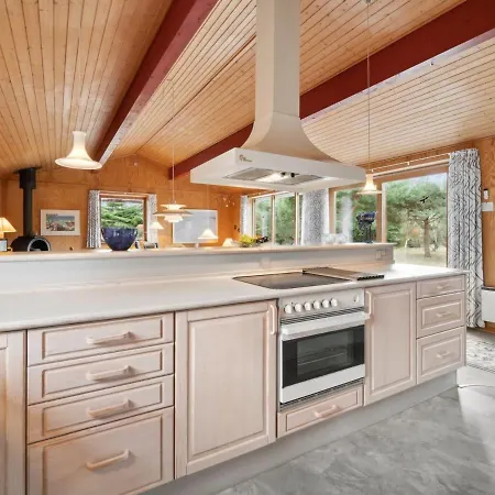 Prázdninový dům Nada - 200m From The Sea In Bornholm By Interhome