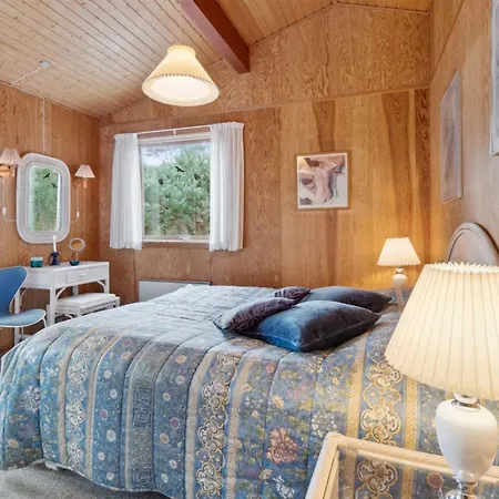 Nada - 200m From The Sea By Interhome Vester Somarken